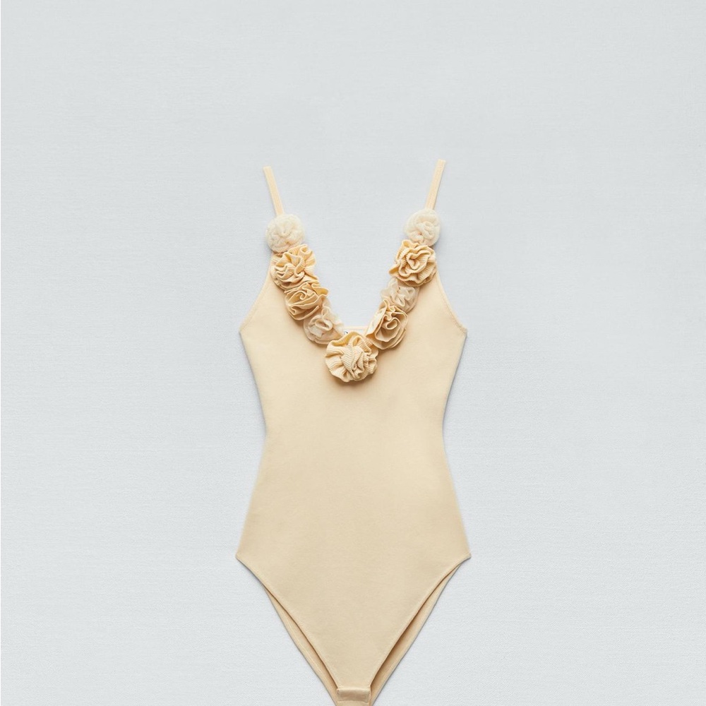 Zara Floral Knit Bodysuit Size M